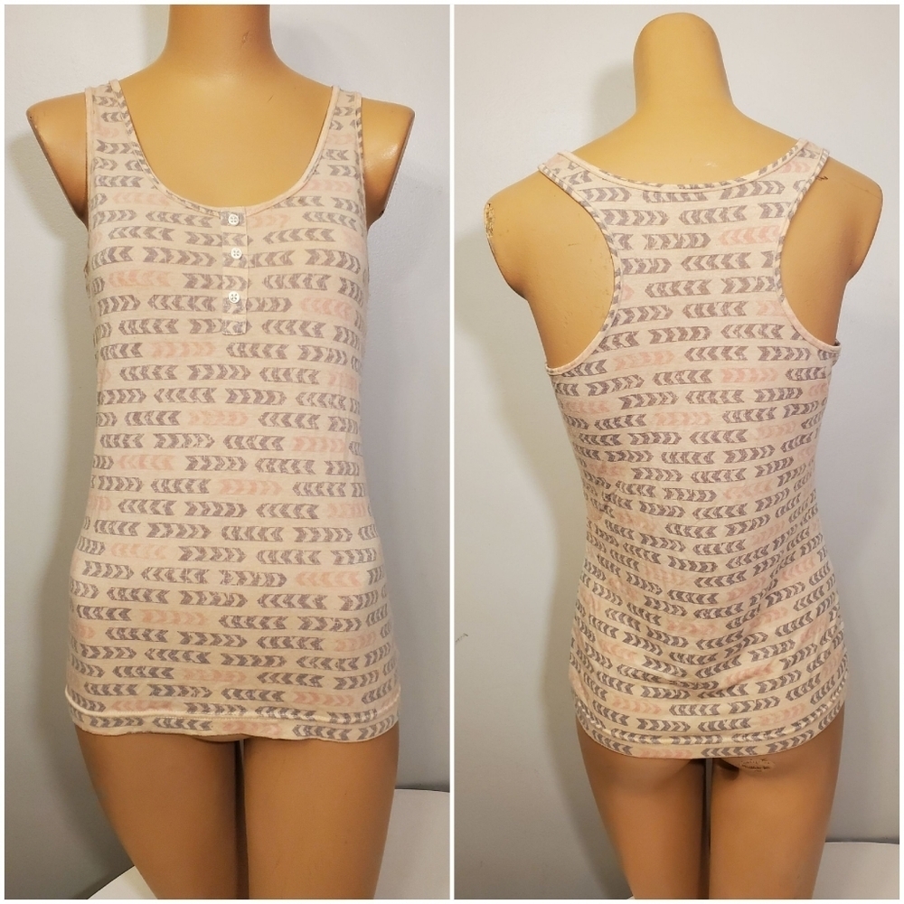 Xhilaration Printed Tank